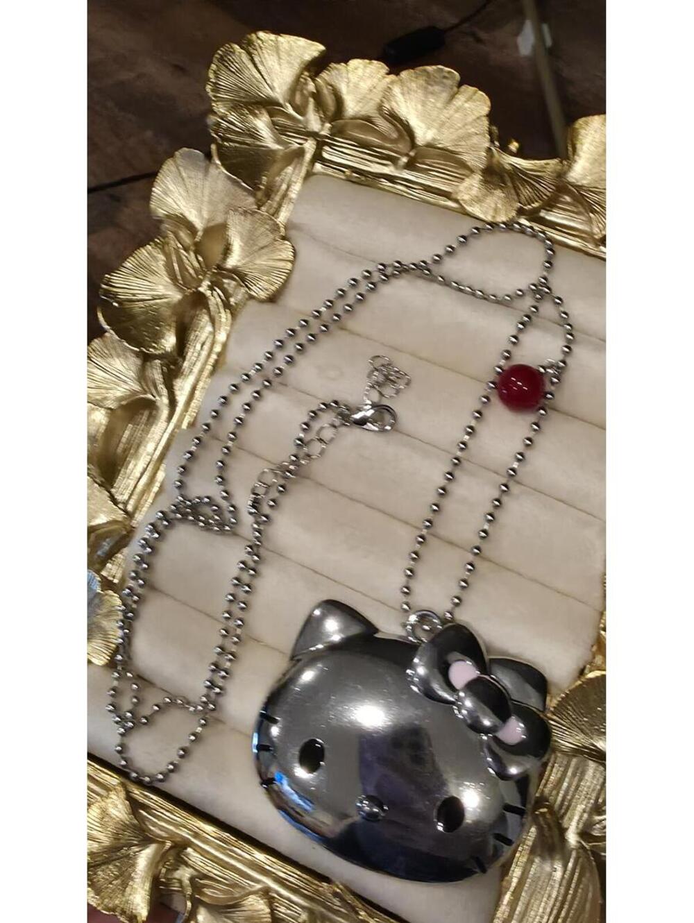 Cute Hello Kitty Silver Tone Pendant Necklace with Pink Bow